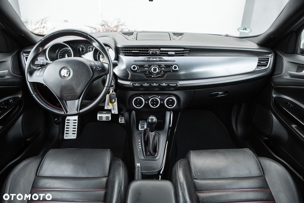 Alfa Romeo Giulietta 1.4 TB 16V Multiair TCT Sport - 28