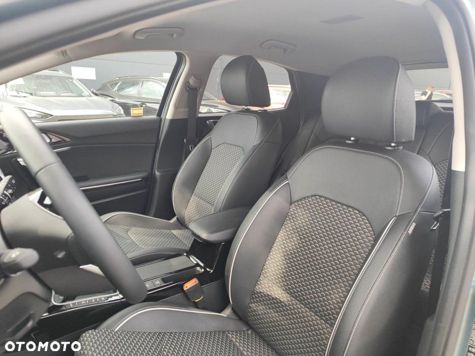Kia XCeed - 11