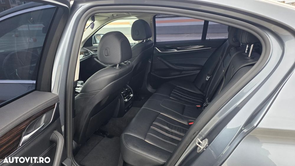 BMW Seria 5 520d Aut. Luxury Line - 20