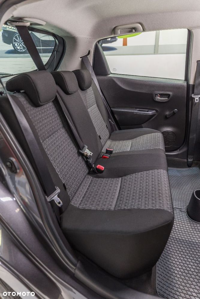 Toyota Yaris - 20