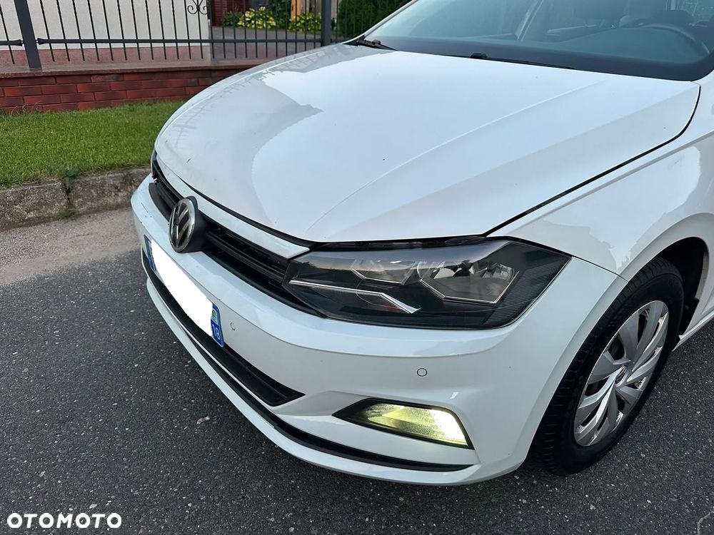 Volkswagen Polo 1.6 TDI SCR Comfortline - 24