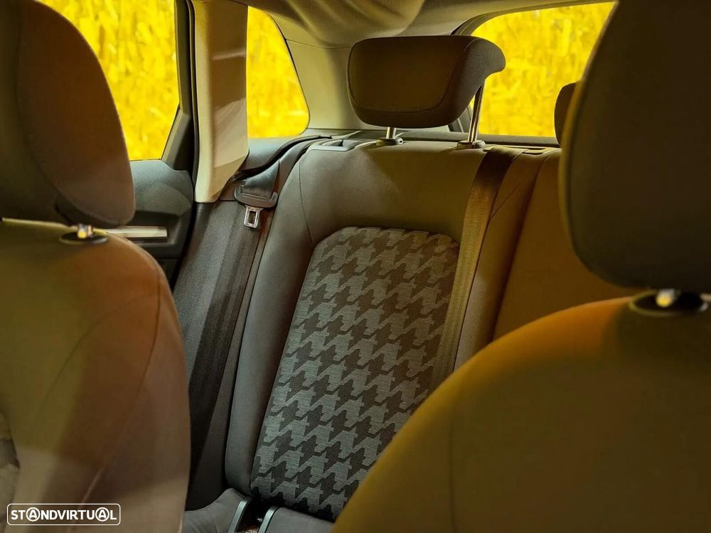 Audi A3 Sportback 1.6 TDI Attraction Special Edition - 20