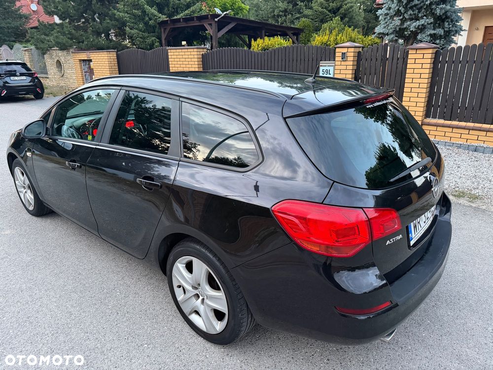Opel Astra 1.4 T Enjoy - 6