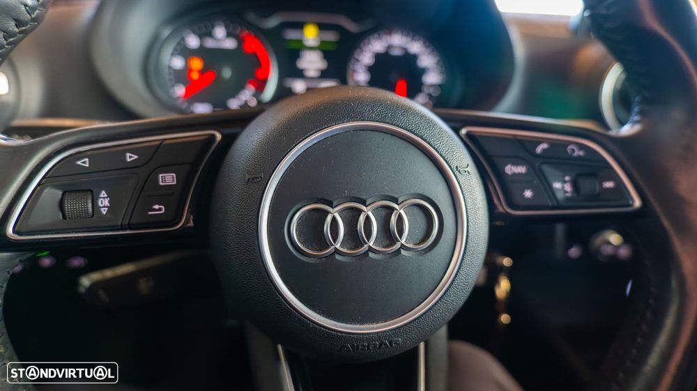 Audi A3 Sportback 1.6 TDI Design - 16