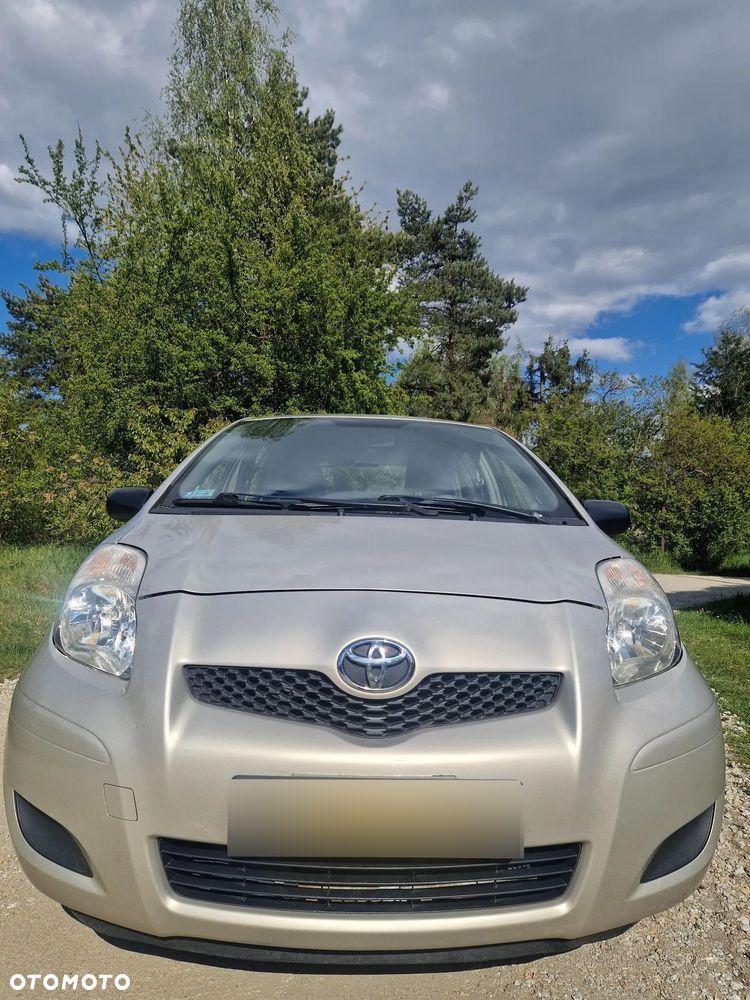Toyota Yaris 1.33 Luna - 4