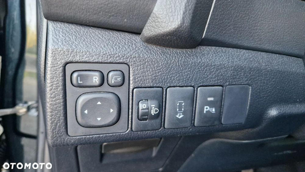 Toyota Auris - 14