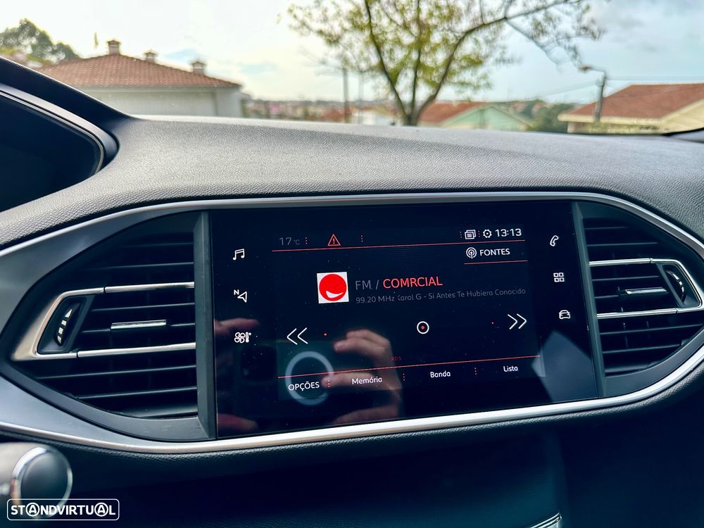 Peugeot 308 SW 1.5 BlueHDi GT EAT8 - 43