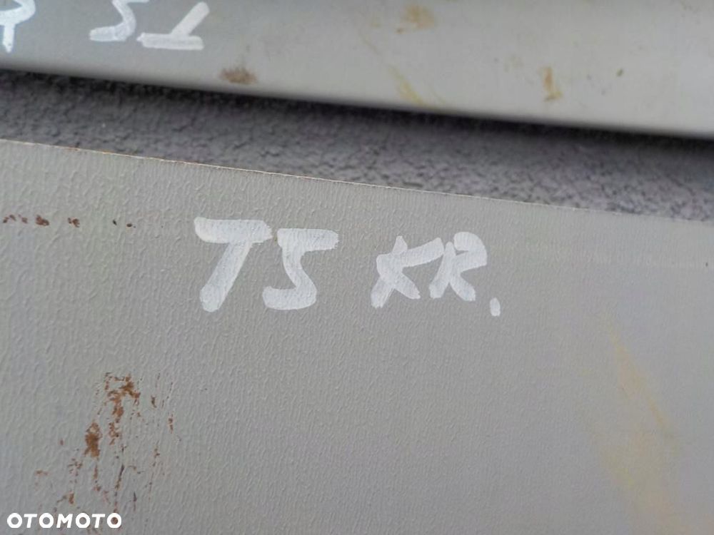 VW T5 KRÓTKA PODSUFITKA TYŁ TYLNA - 4