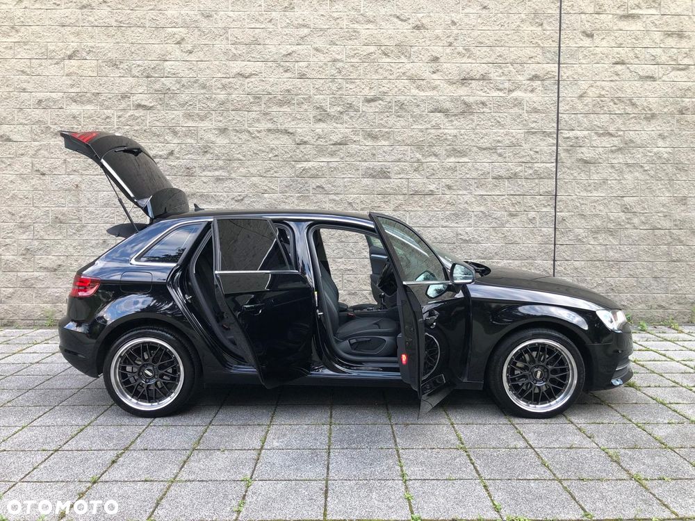 Audi A3 Sportback 1.6 TDI Ambiente - 8