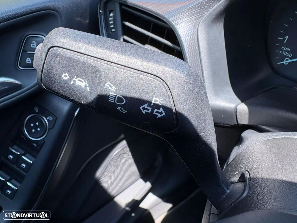 Ford Fiesta 1.0 EcoBoost ST-Line - 40