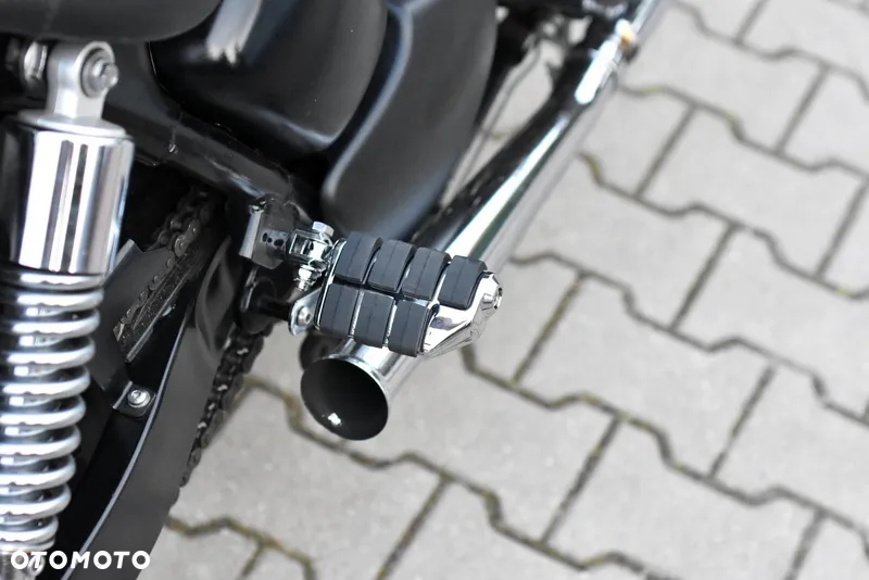 Triumph Speedmaster - 28