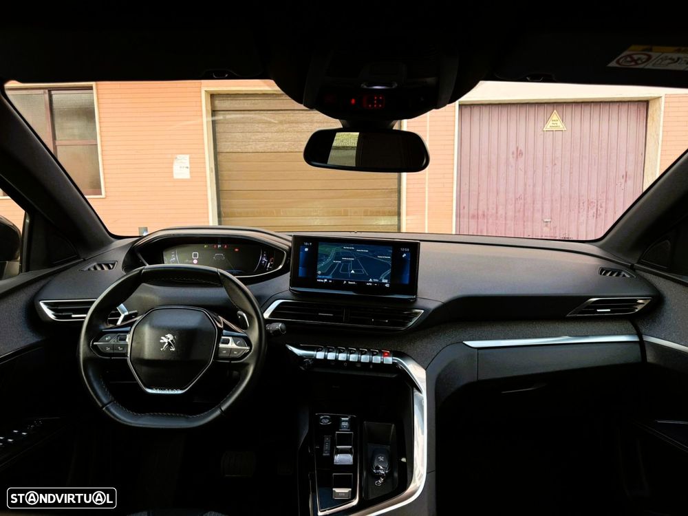 Peugeot 5008 1.2 PureTech Allure Pack EAT8 - 23