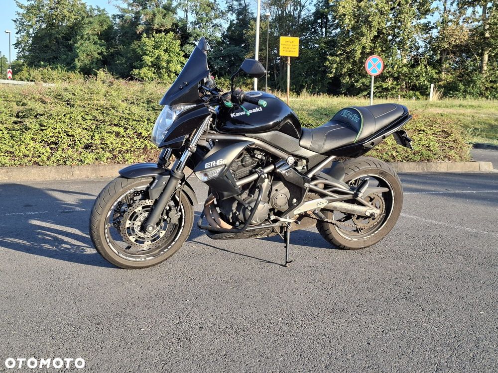 Kawasaki ER - 2