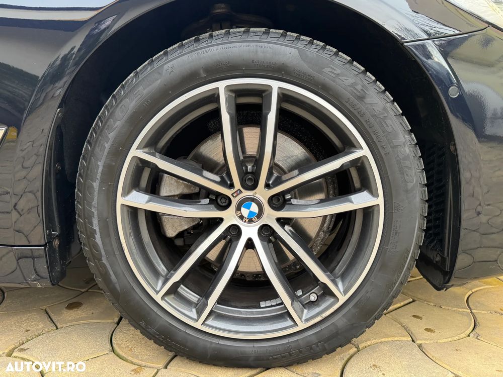 BMW Seria 5 520d Aut. M Sport Edition - 27