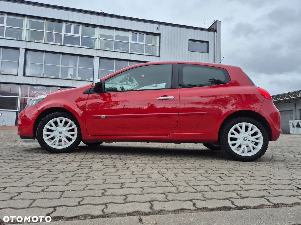 Renault Clio 1.2 16V TCE S - 10