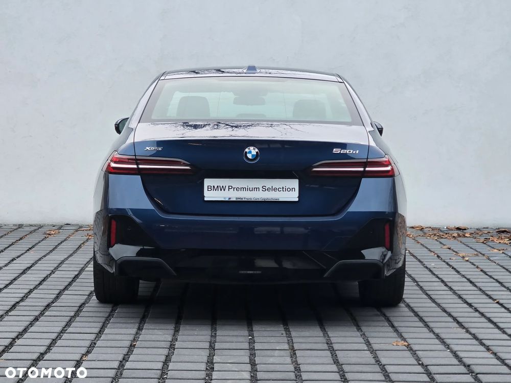 BMW Seria 5 520d xDrive - 3