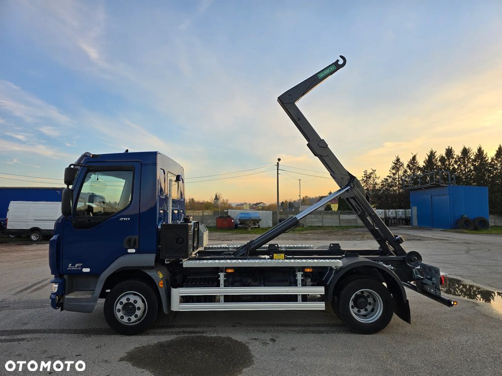 DAF LF 210 Hakowiec 2015 SKIBICKI E6 11990kg KP7 hak gruz śmieci budowlane kontener do hakowca - 19