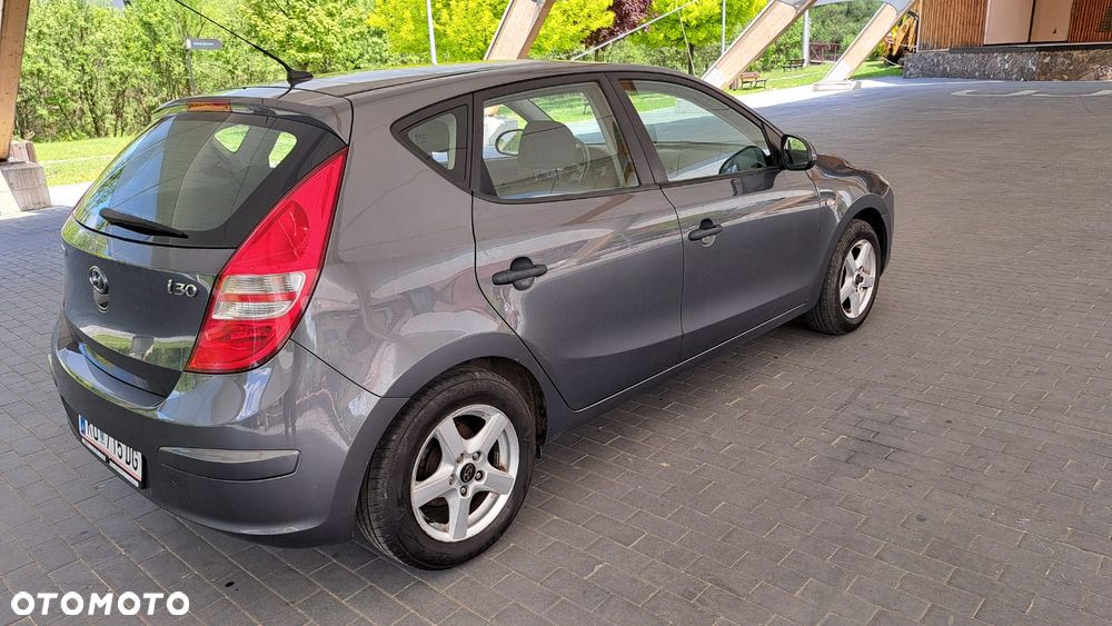 Hyundai i30 1.4 Base - 3