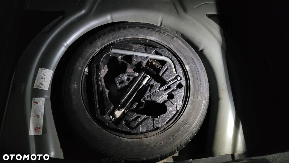 Volkswagen Jetta 1.9 TDI Comfortline - 18