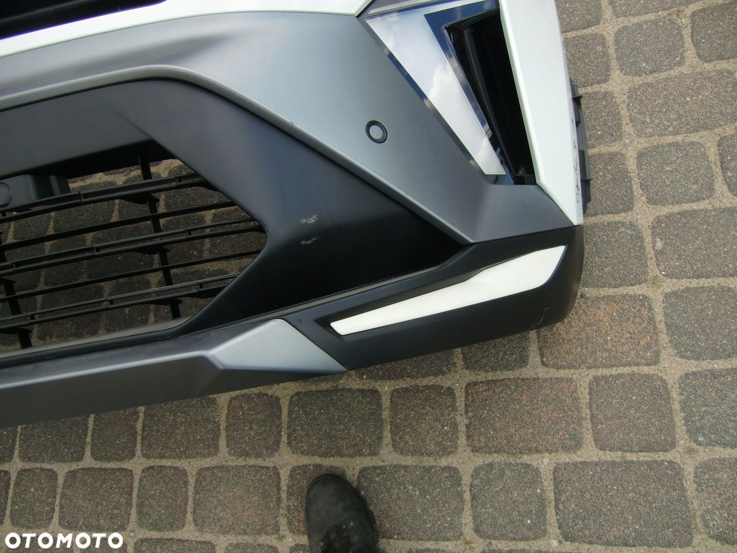 ZDERZAK RENAULT CAPTUR II E TECH 6XPDC - 5