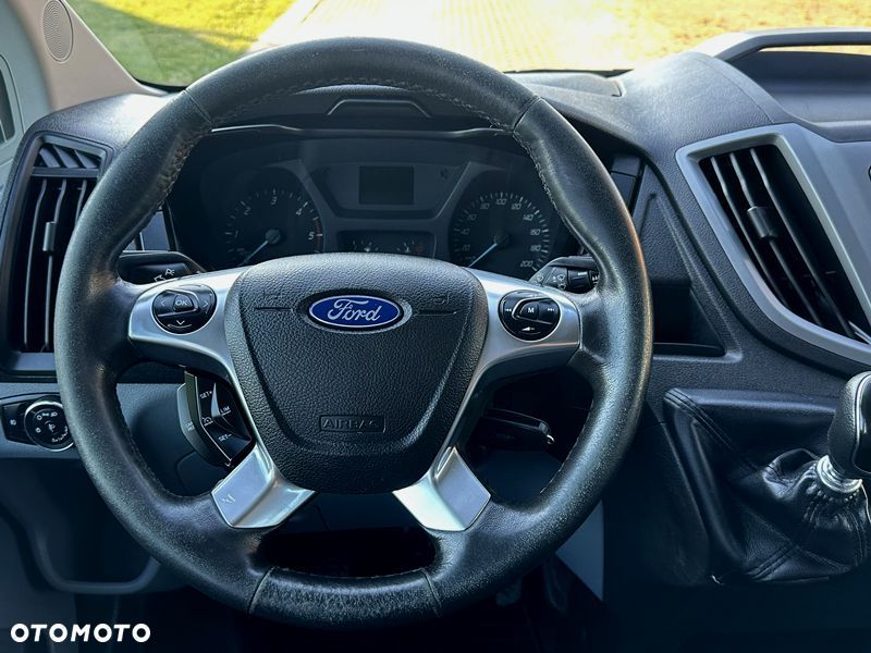 Ford Transit - 16
