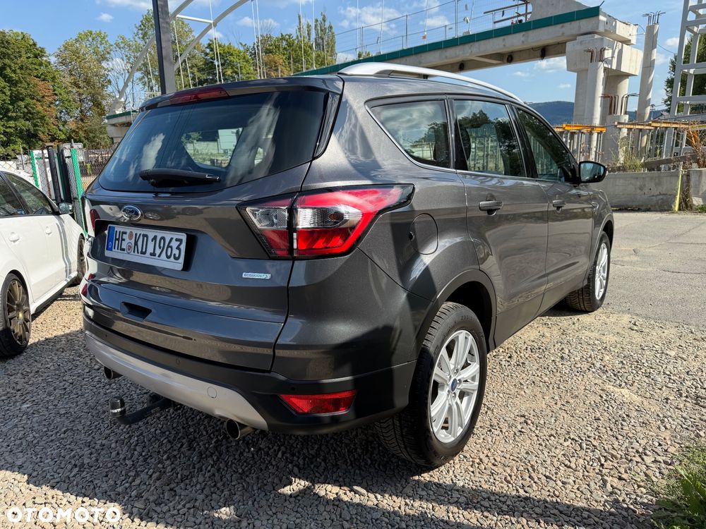 Ford Kuga - 17