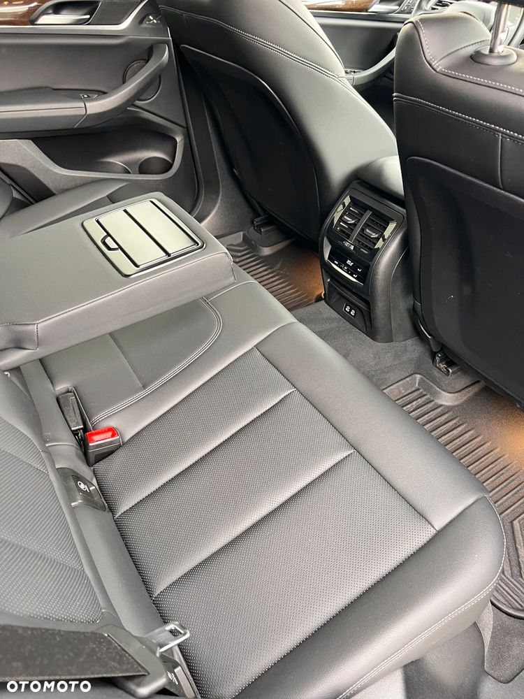 BMW X3 - 19