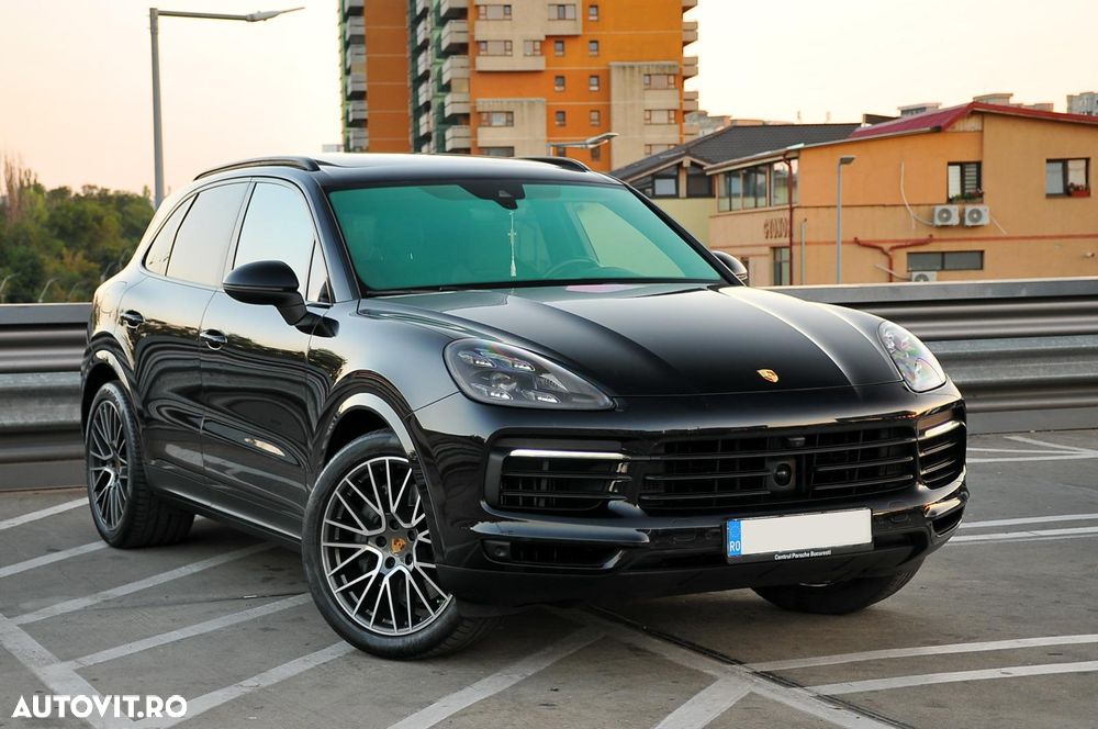Porsche Cayenne - 2