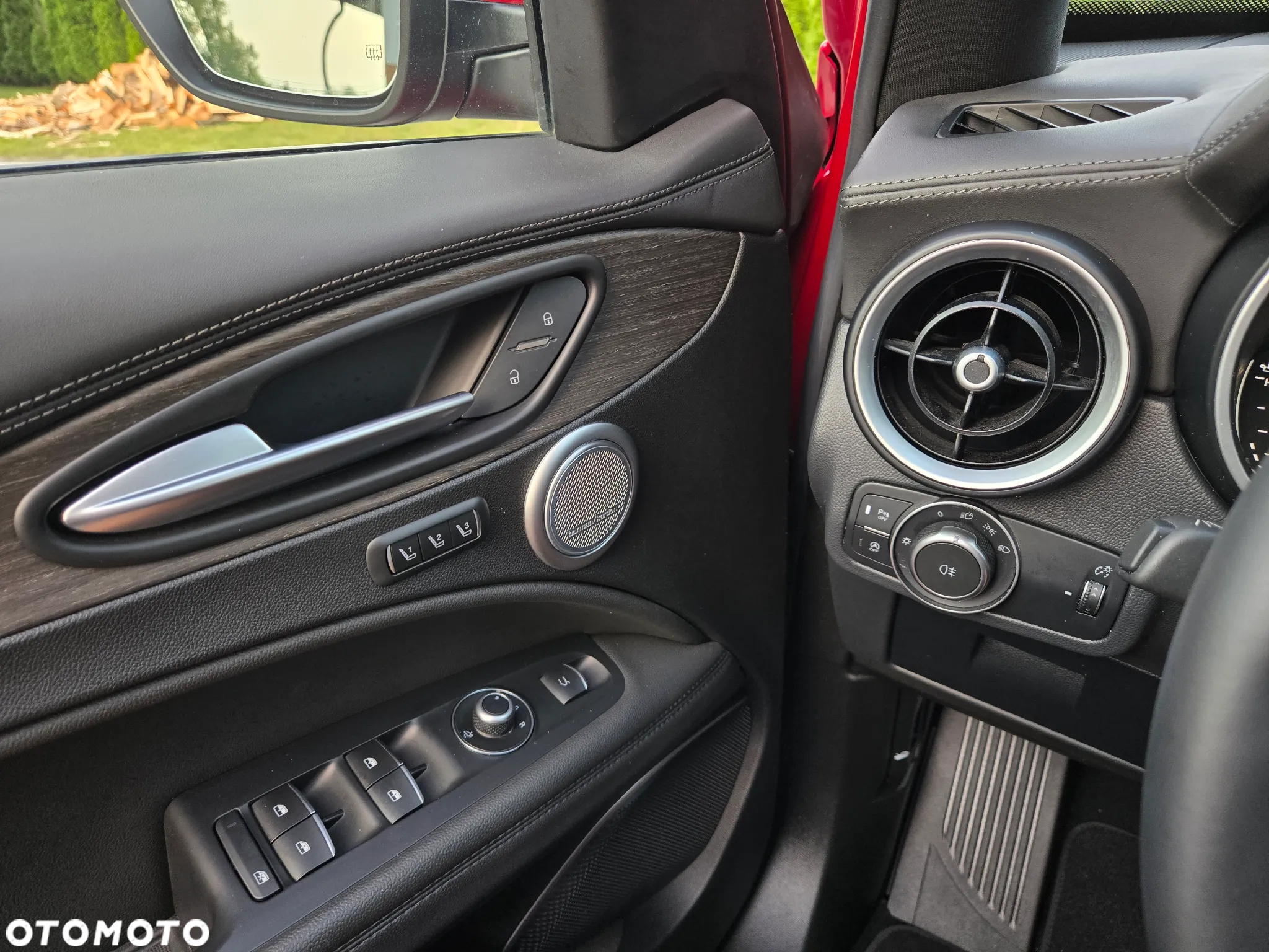 Alfa Romeo Stelvio 2.0 Turbo 16V AT8-Q4 Ti - 39