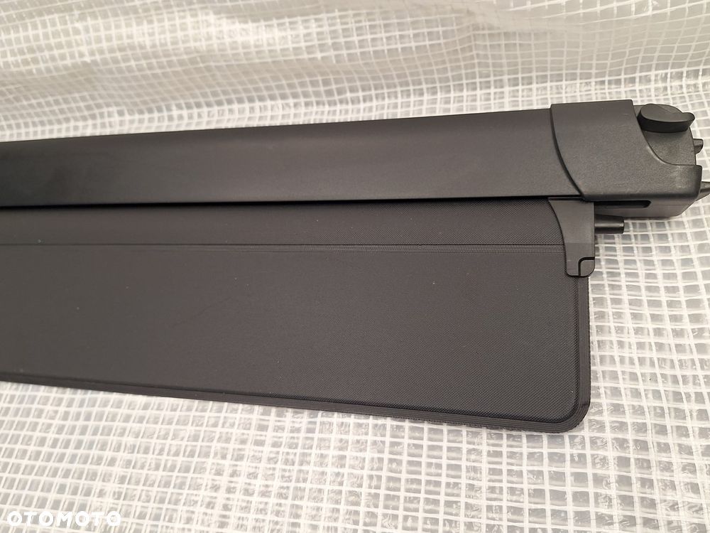 roleta bagaznika range rover velar l560 l 560 j8a2 j8a246668 2017- orginal demontaz - 3