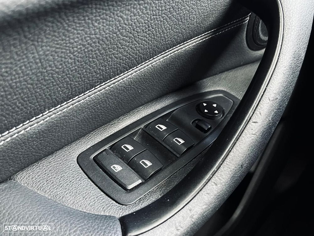 BMW X1 16 d sDrive Advantage - 22