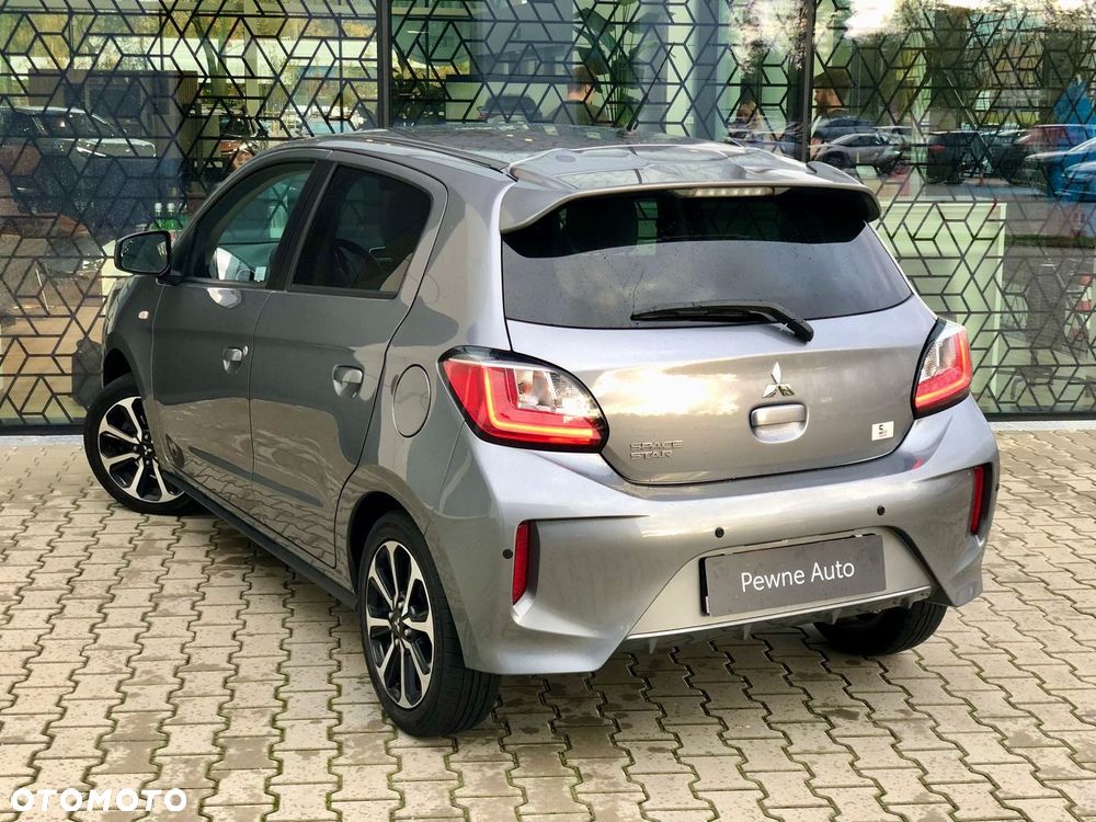 Mitsubishi Space Star - 11