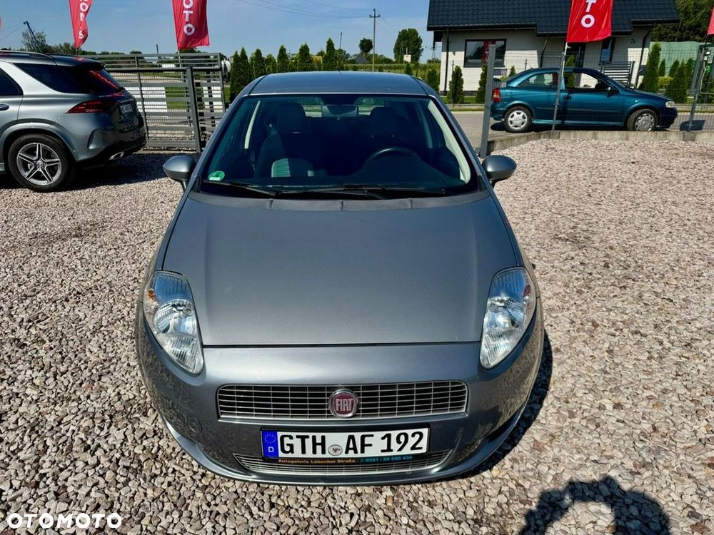 Fiat Grande Punto - 12