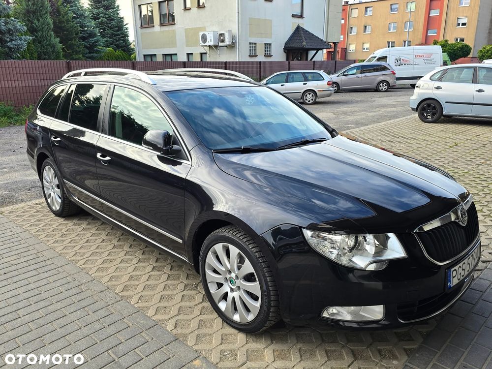 Skoda Superb 2.0 TDI Platinum DSG - 2