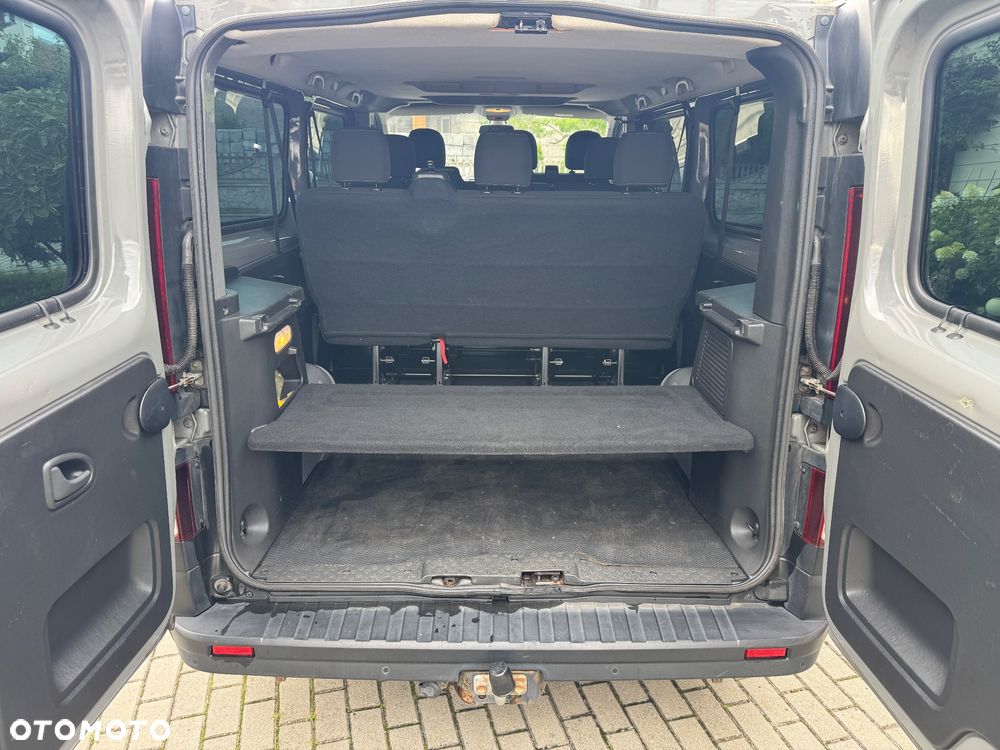 Opel Vivaro - 14