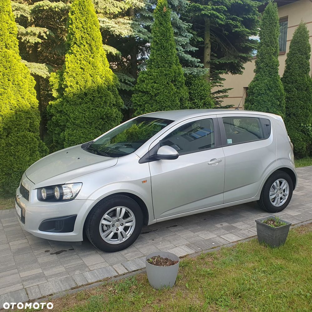 Chevrolet Aveo 1.4 16V LS Design+ - 3