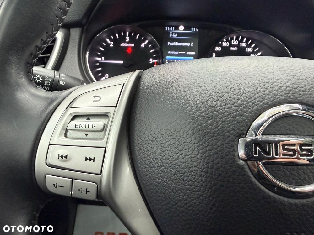 Nissan Qashqai 1.5 dCi Tekna EU6 - 15