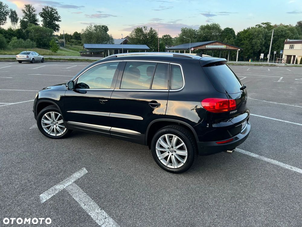 Volkswagen Tiguan 2.0 TDI DPF 4Motion BlueMotion Technology DSG Exclusive - 5