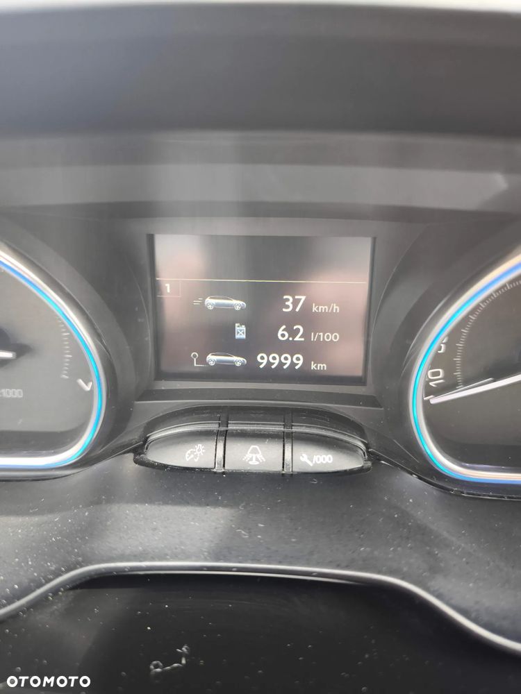Peugeot 2008 PureTech 110 Stop&Start Active - 8