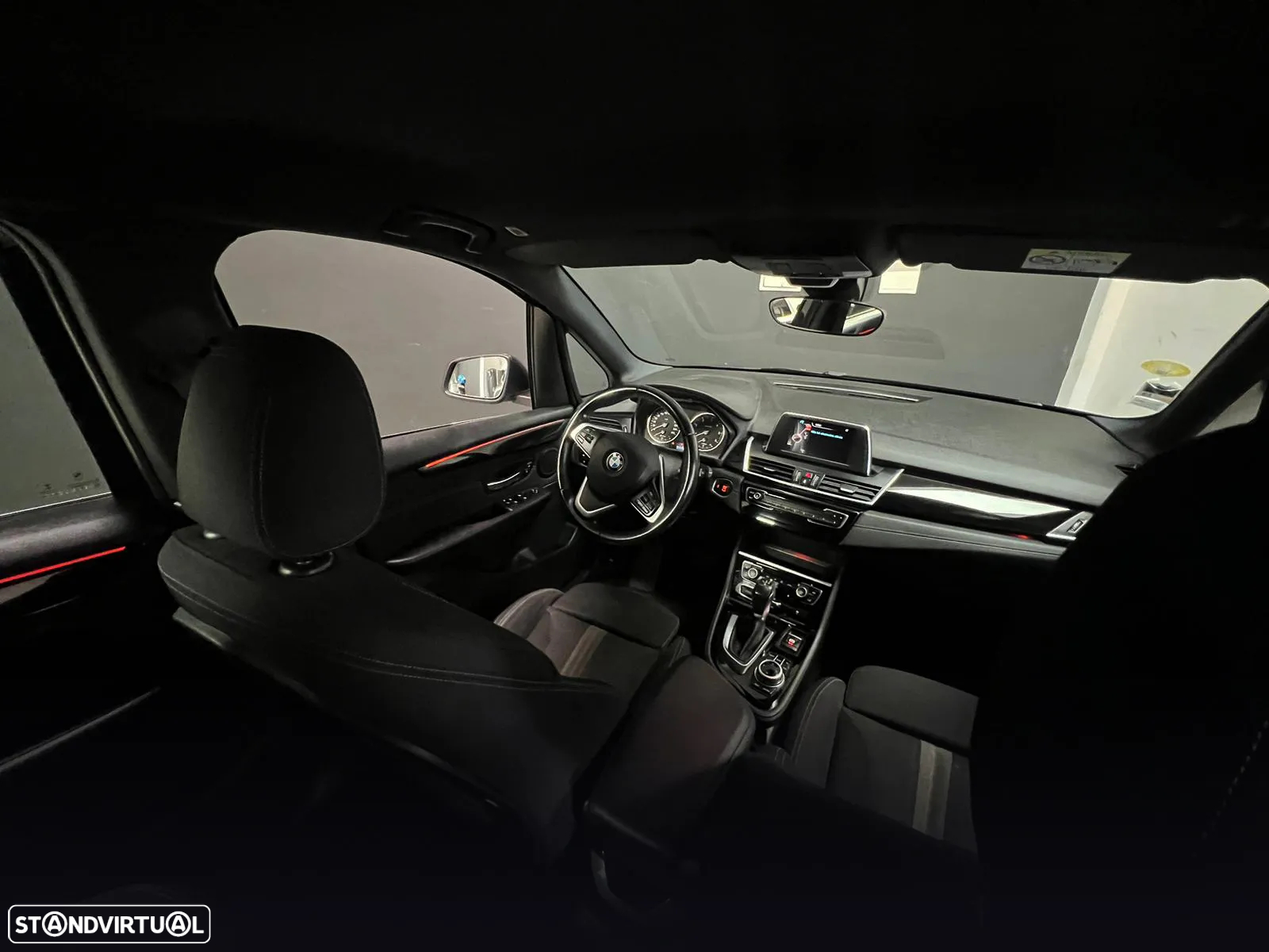 BMW 218 Active Tourer d Sport-Aut. Sport Line - 9