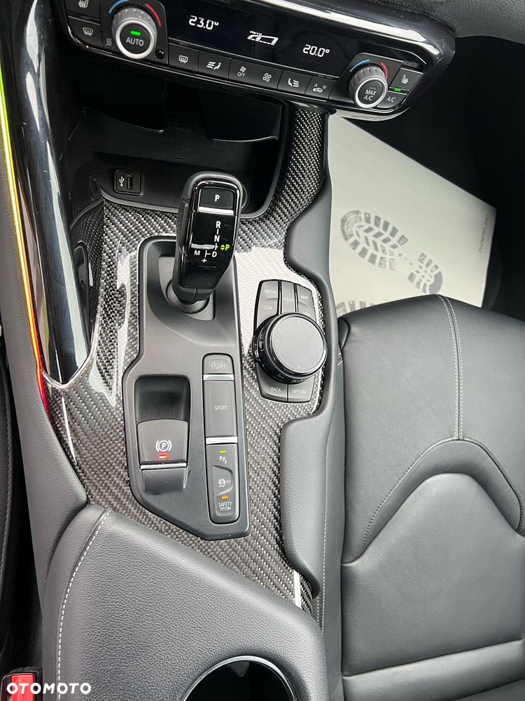 Toyota Supra 3.0 Turbo - 17