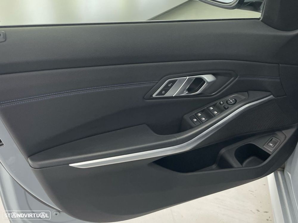 BMW 320 d Touring Pack M Auto - 18