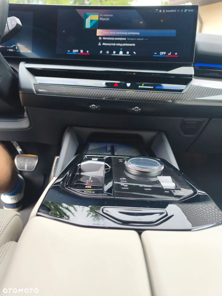 BMW Seria 5 520d xDrive mHEV - 4