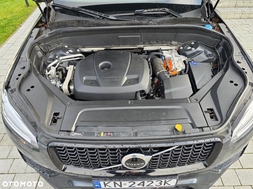 Volvo XC 90 AWD T8 Twin Engine Geartronic RDesign - 32