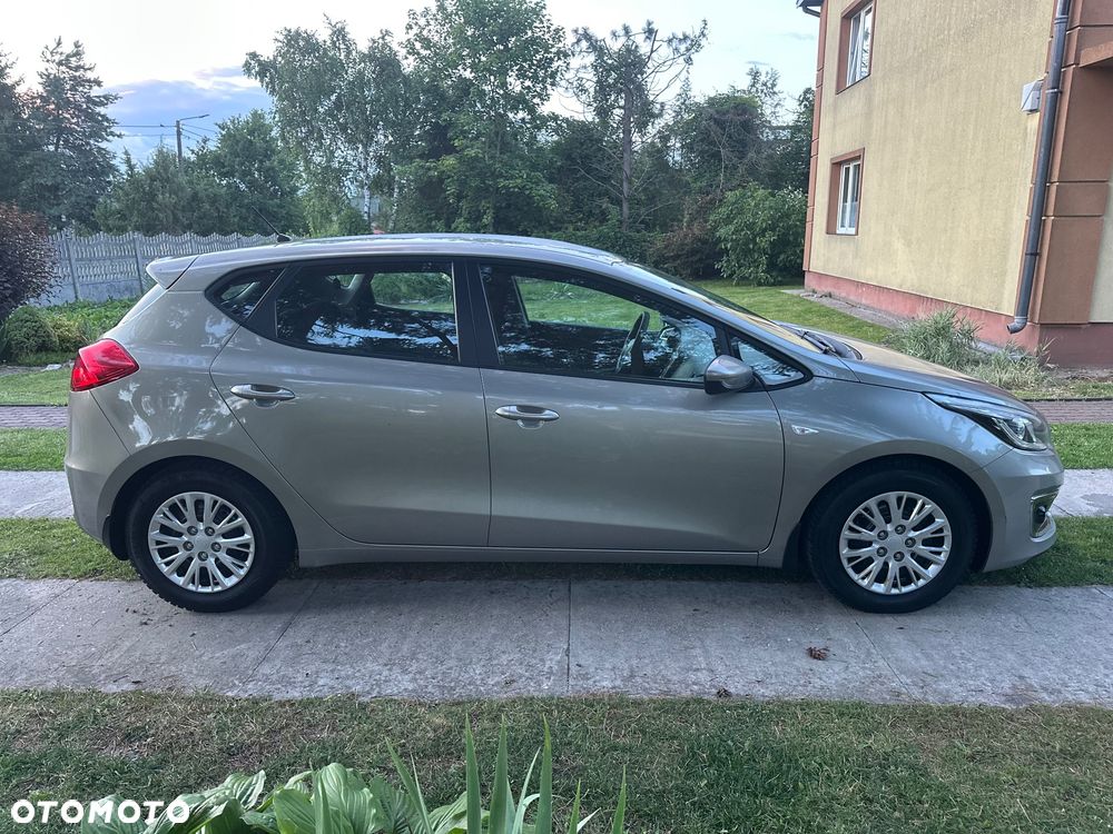 Kia Ceed 1.6 GDI M - 6