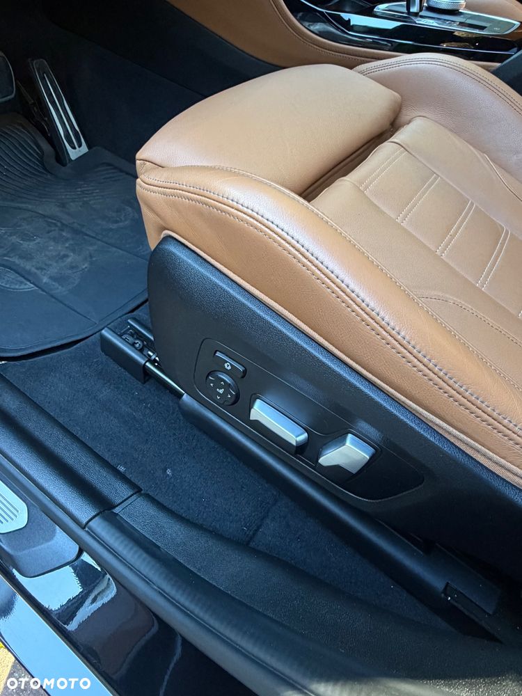 BMW X4 - 38