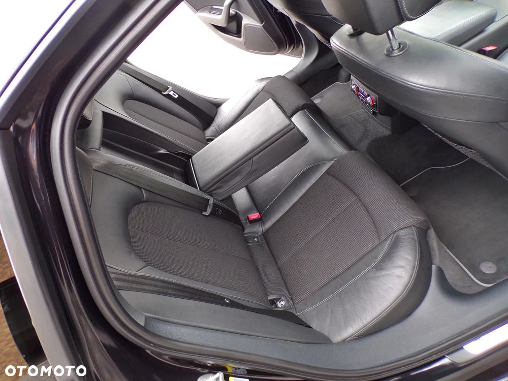 Audi A6 Limousine 2.0 TFSI sport selection - 30