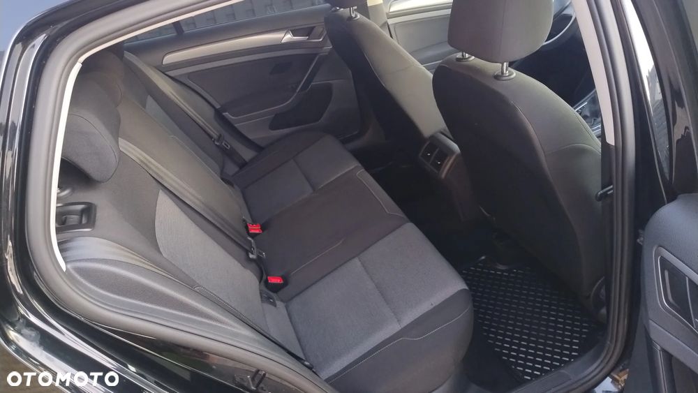 Volkswagen Golf 1.2 TSI BlueMotion Technology Cup - 18