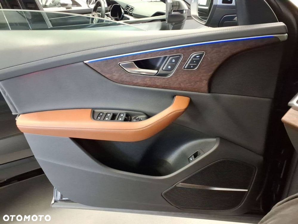 Audi Q8 2024 photo 5