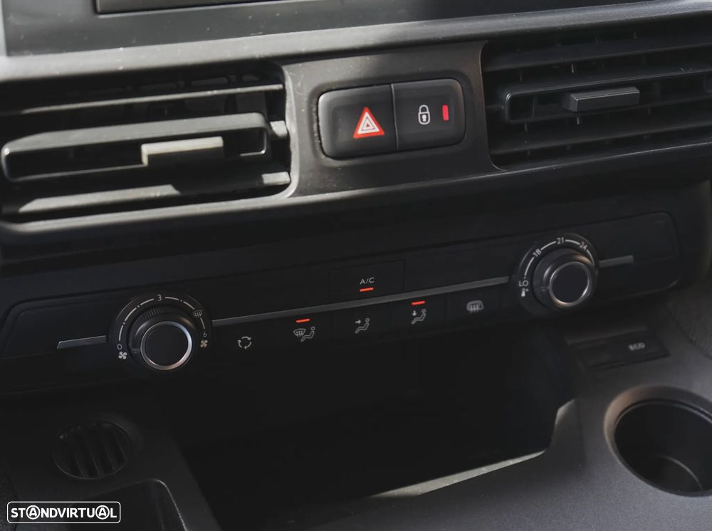 Peugeot PARTNER MONOSPACE 1.5 BLUEHDI 130 - 19